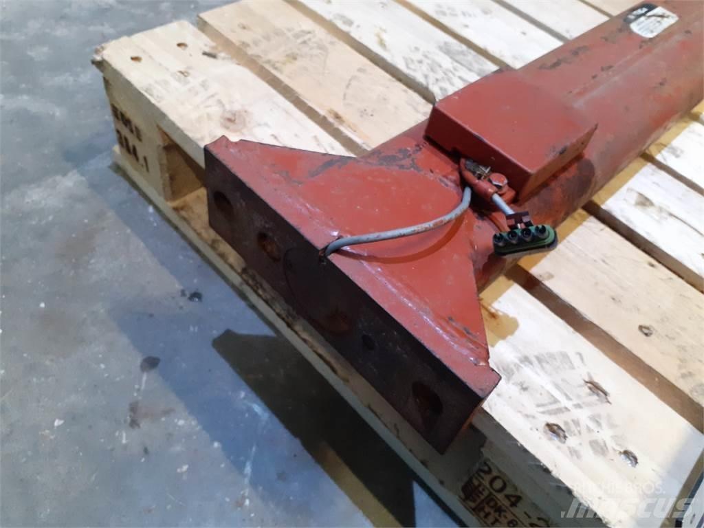 Hesston 4900 其他收获机械