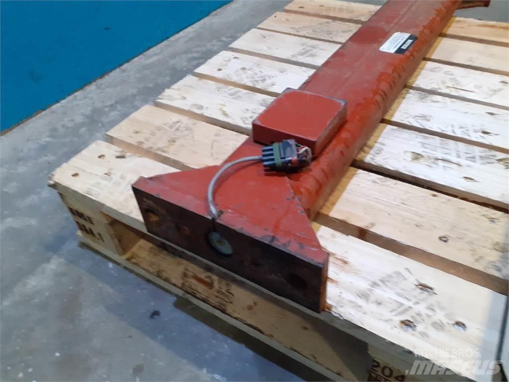Hesston 4900 其他收获机械