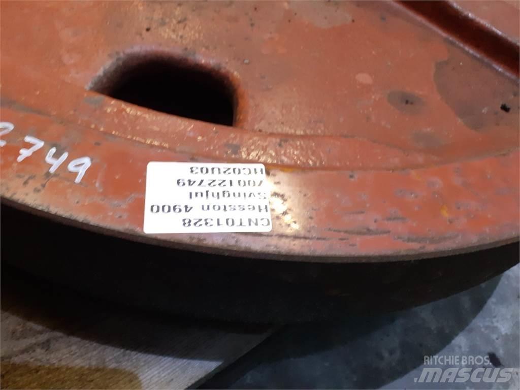 Hesston 4900 传动装置