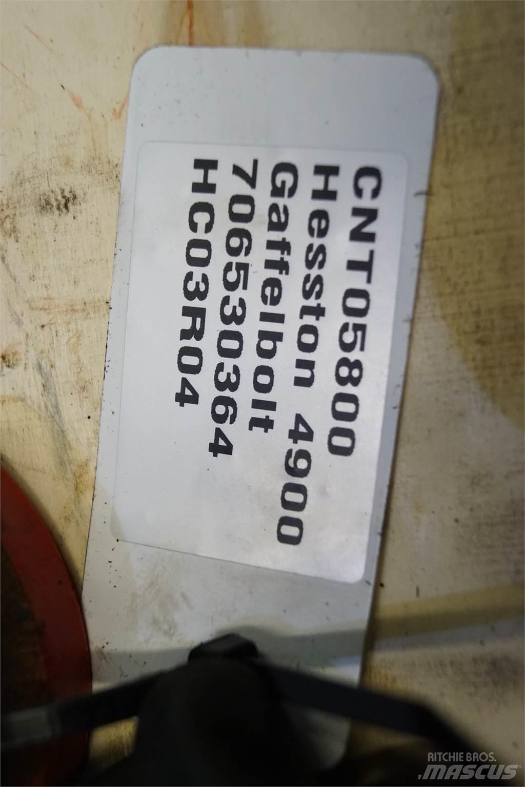 Hesston 4900 其他收获机械