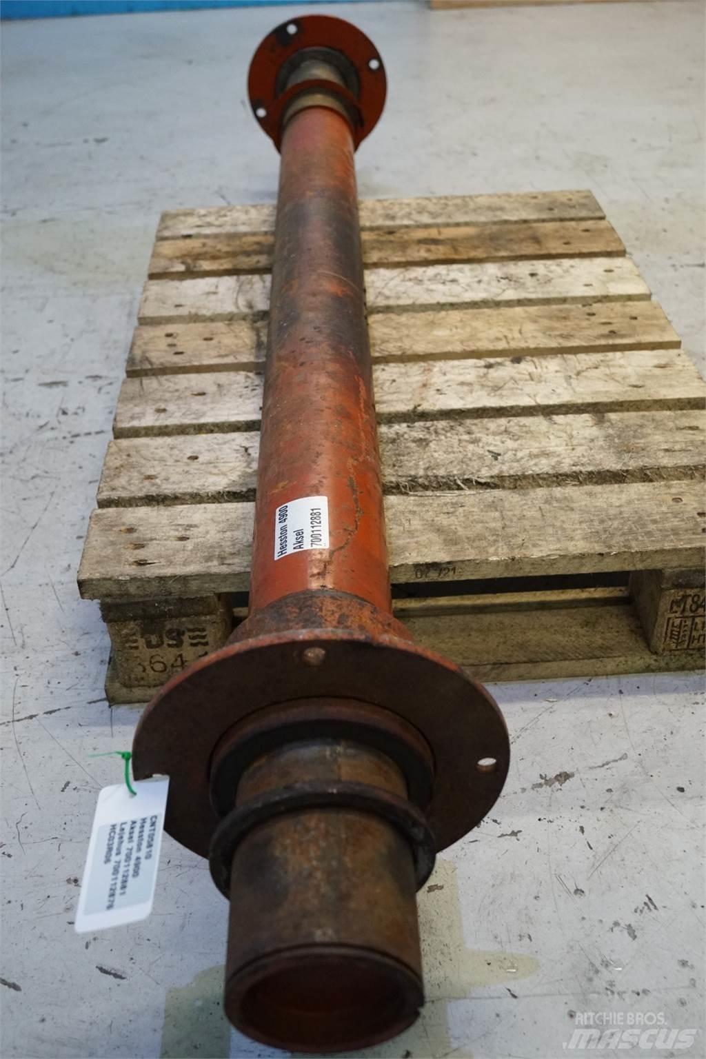 Hesston 4900 其他收获机械