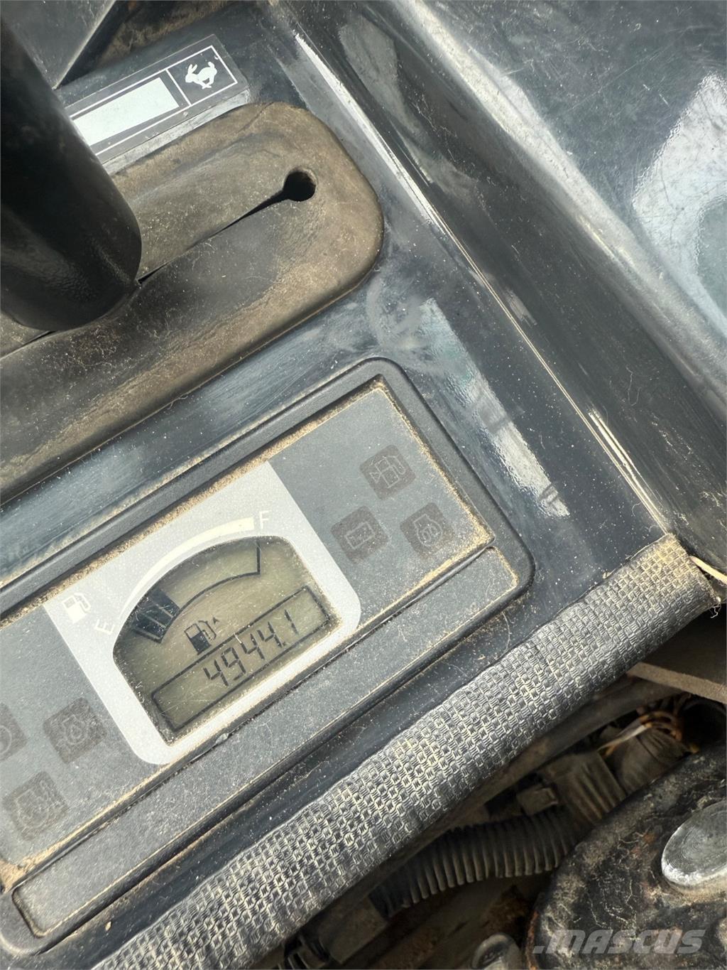 Hitachi ZX26U 小型挖掘机