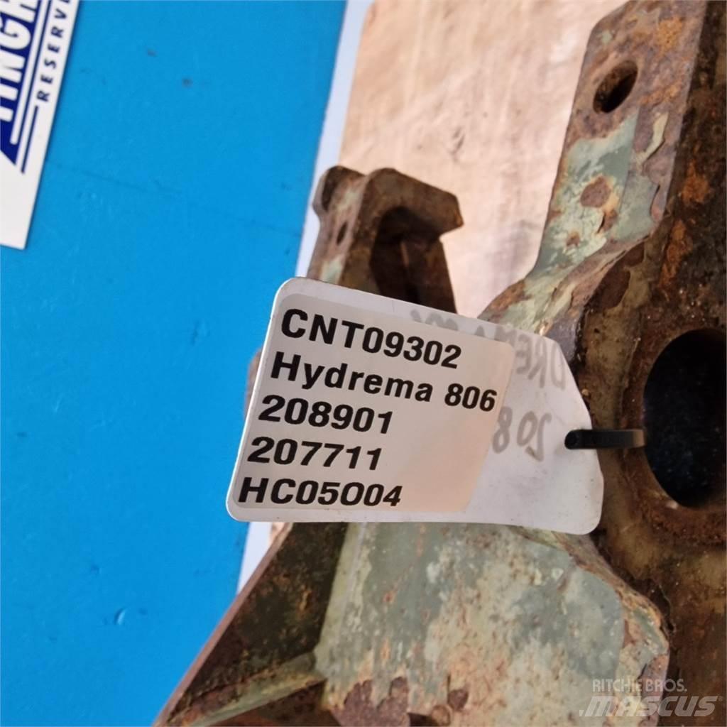 Hydrema 806 快速连接器