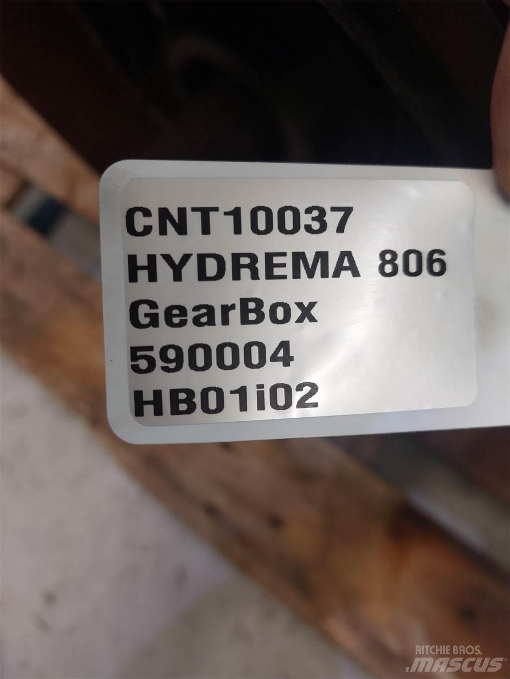 Hydrema 806 传动装置