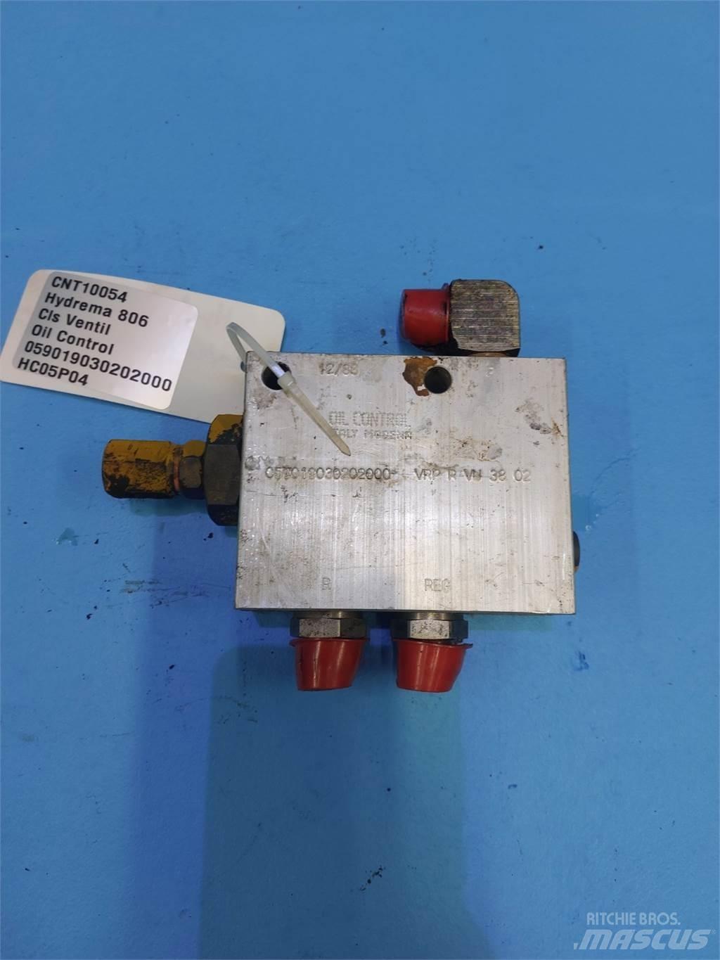 Hydrema 806 液压