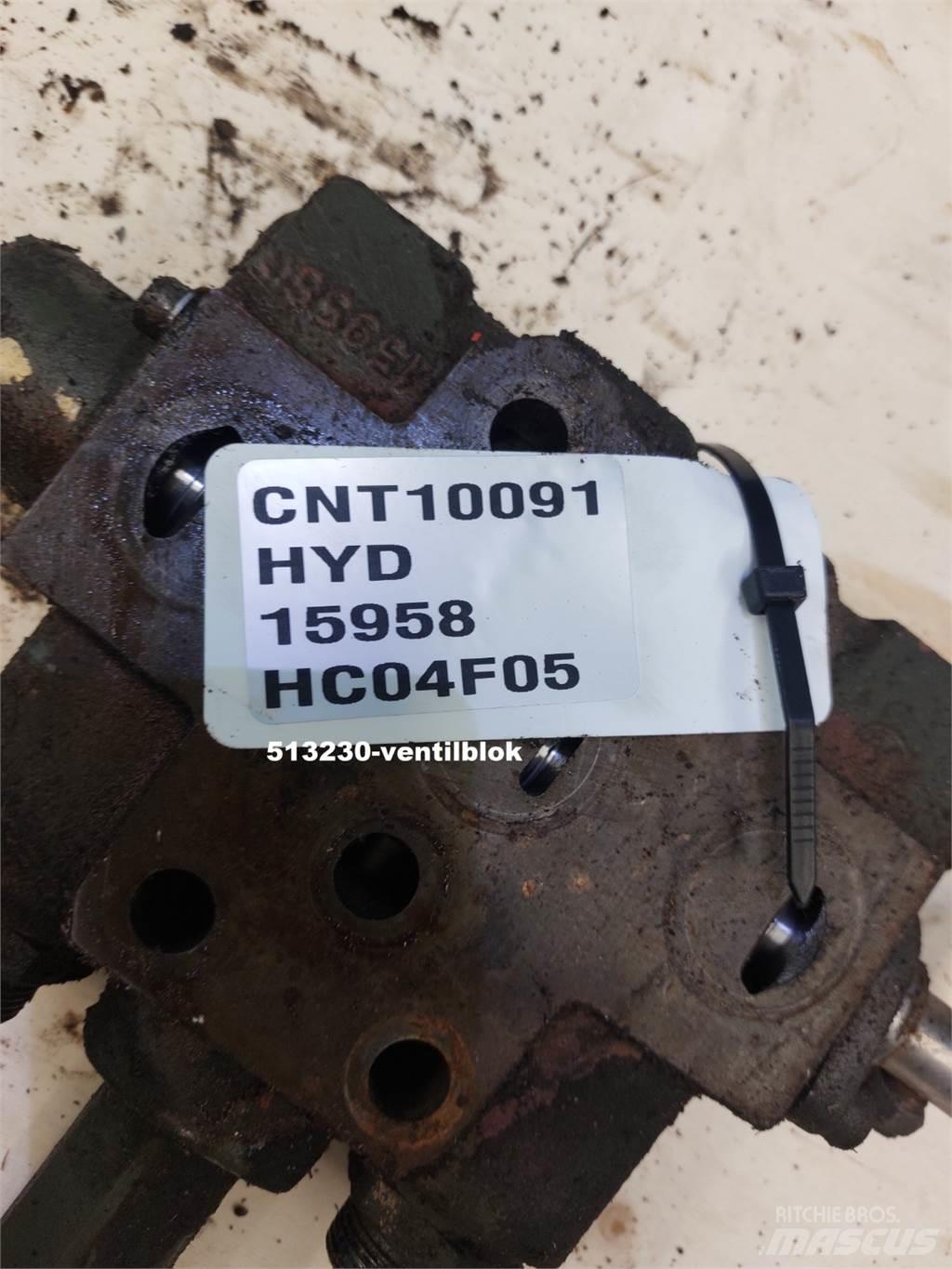 Hydrema 806 液压