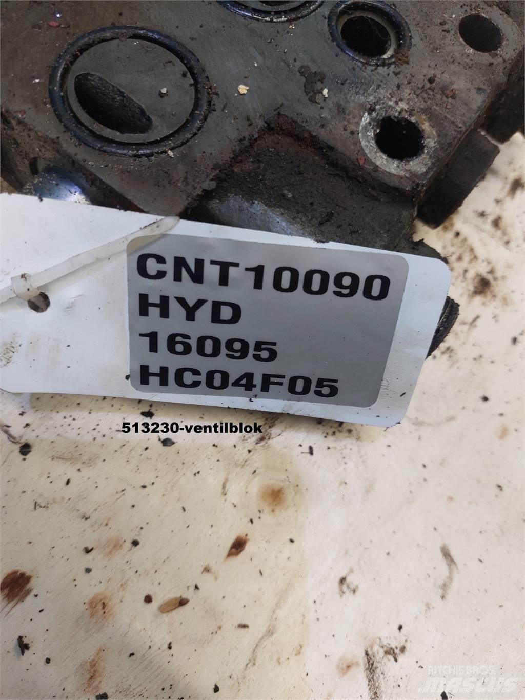 Hydrema 806 液压