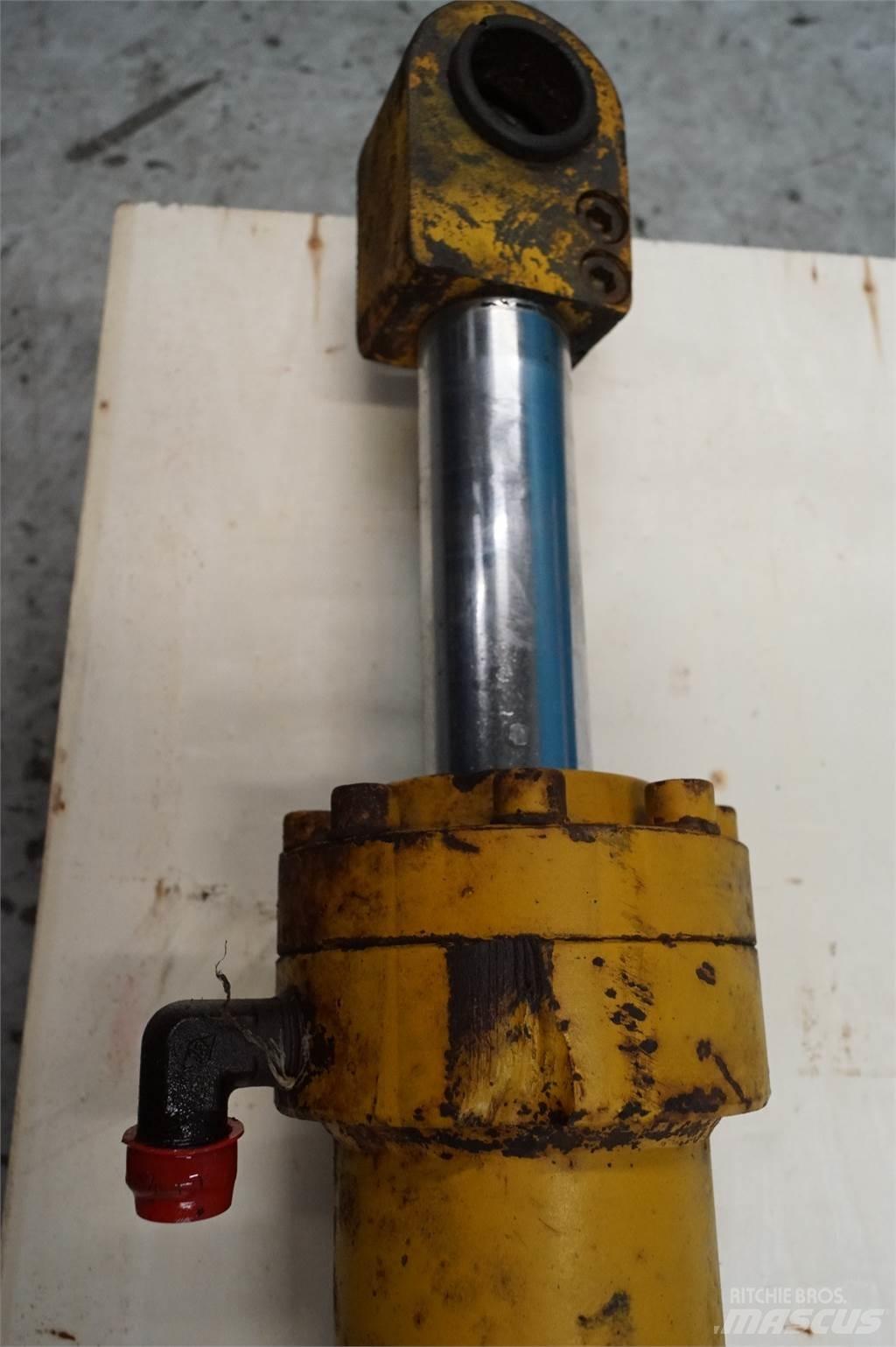 Hydrema 807 液压