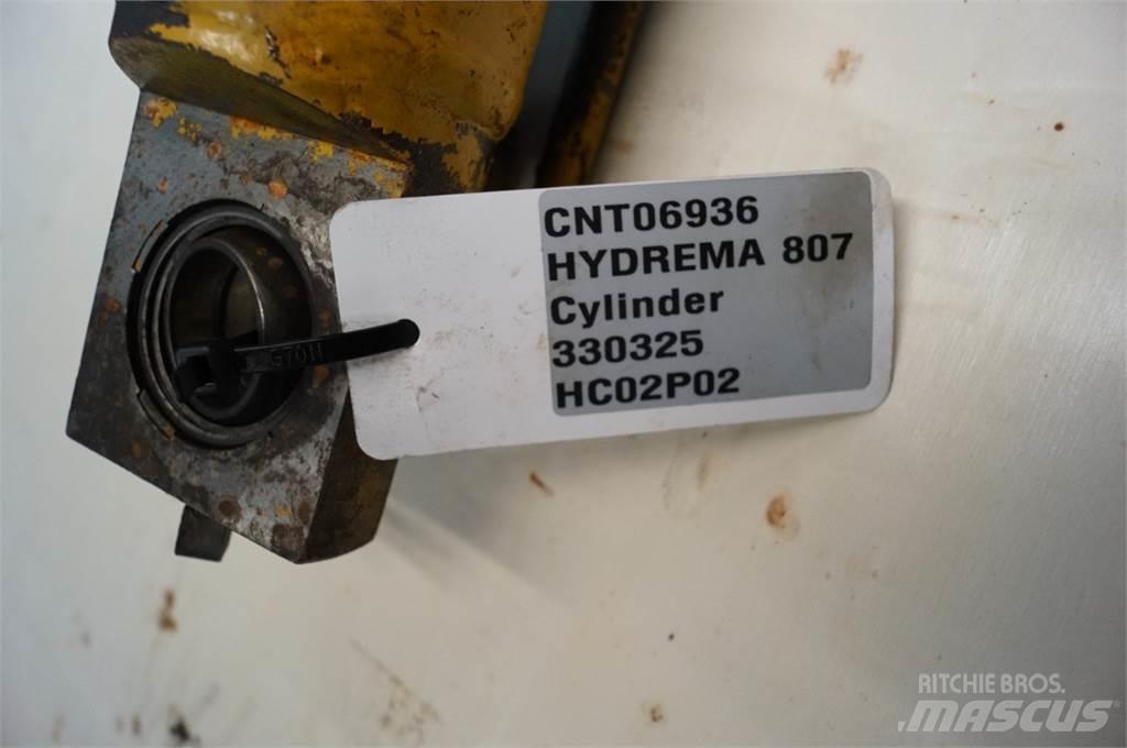 Hydrema 807 轴