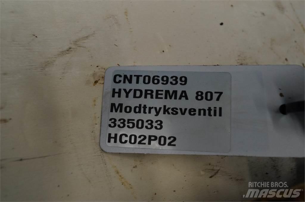 Hydrema 807 液压