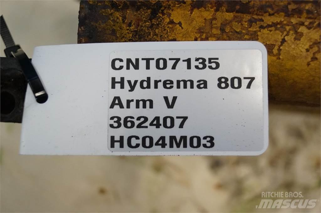Hydrema 807 吊杆和铲斗