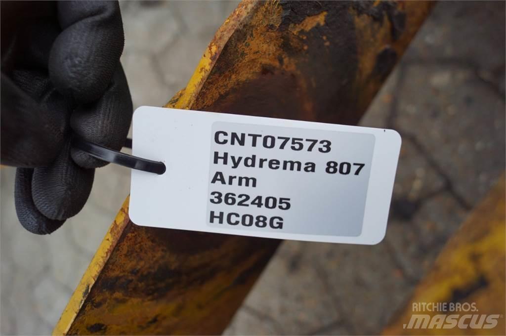 Hydrema 807 吊杆和铲斗