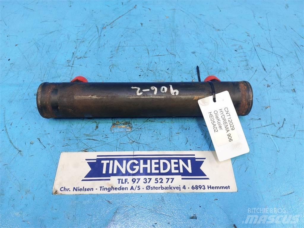 Hydrema 906 散热器