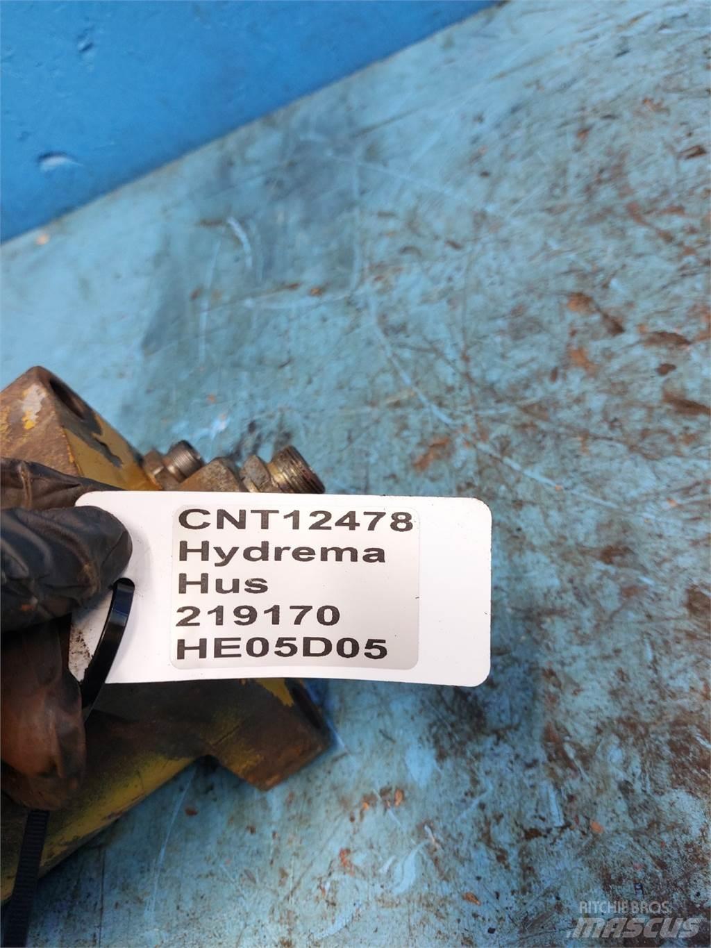 Hydrema 906 液压