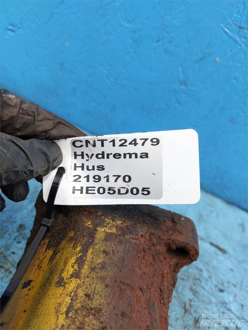 Hydrema 906 液压