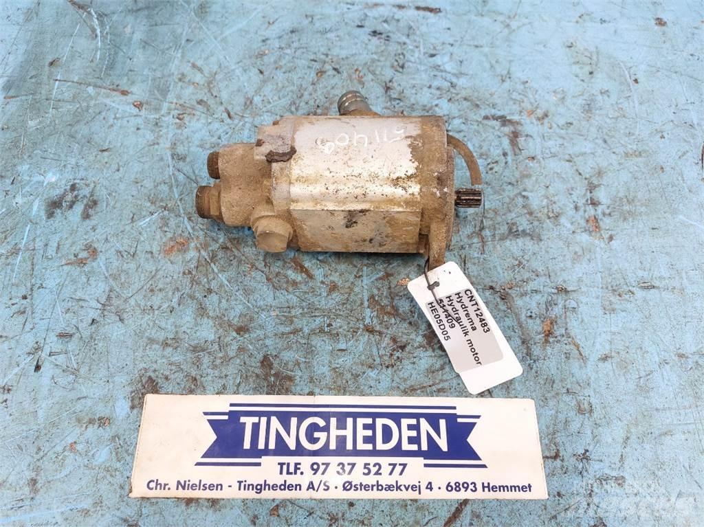 Hydrema 906 液压
