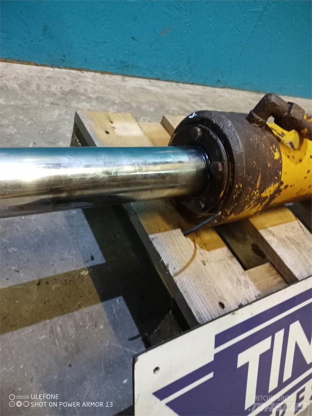 Hydrema 906A 其他组件