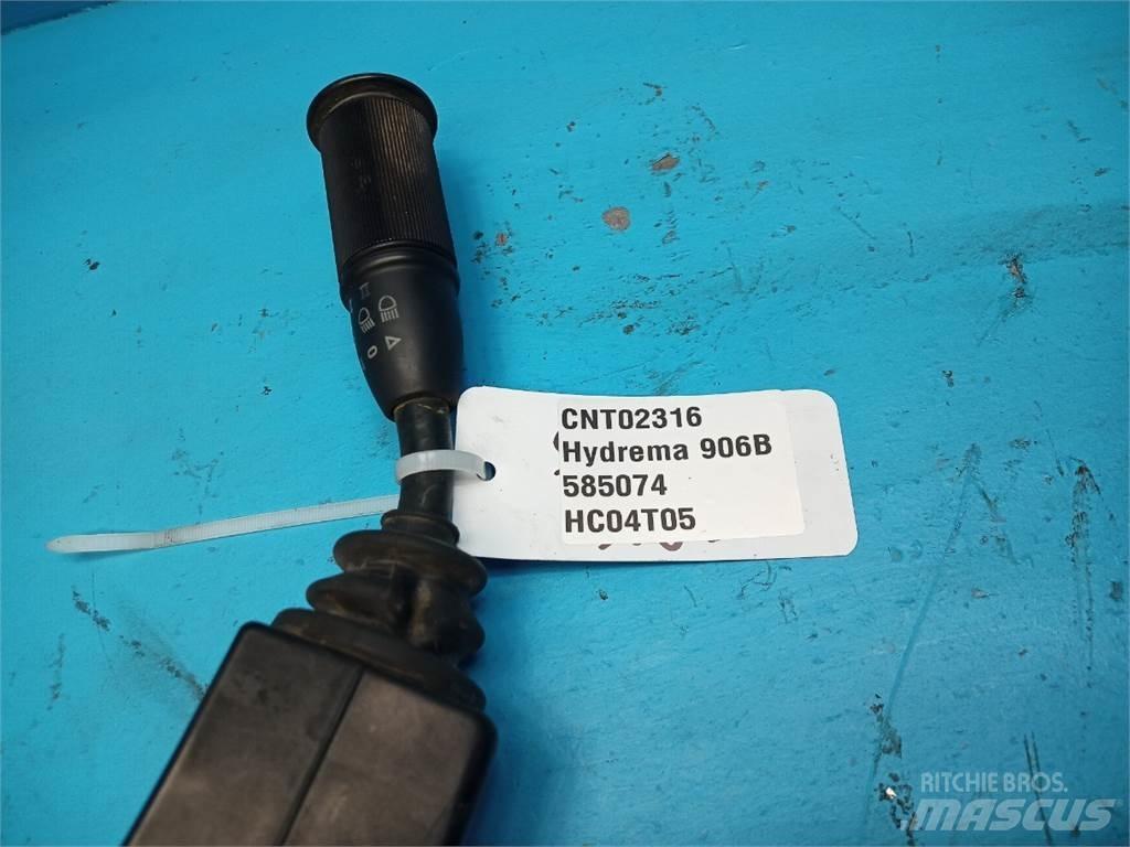 Hydrema 906B 电子设备