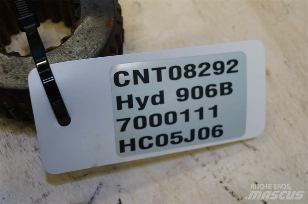 Hydrema 906B 轴