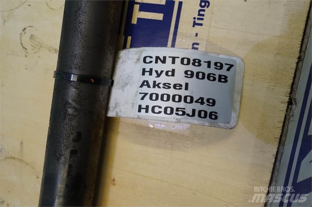 Hydrema 906B 轴