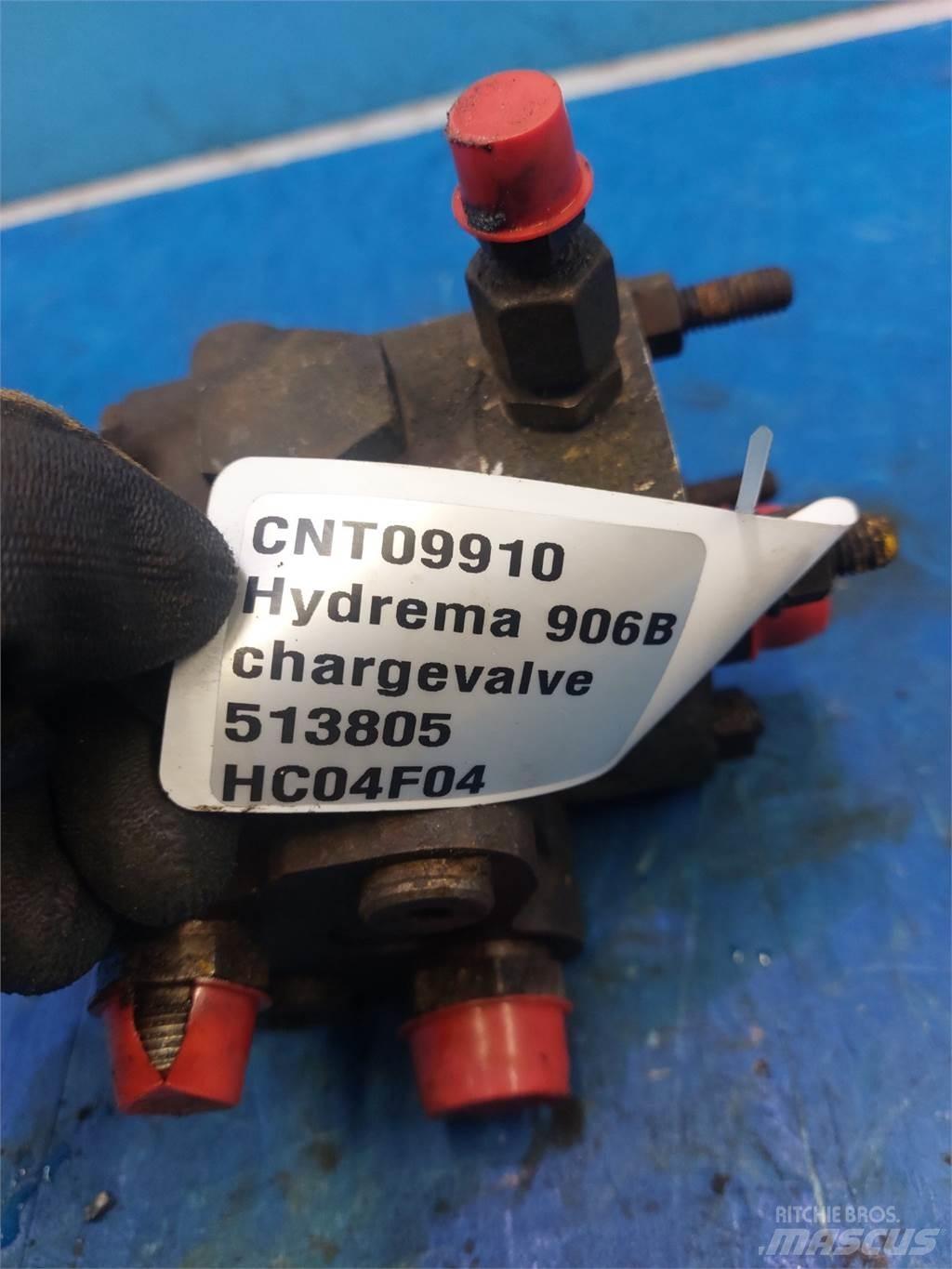 Hydrema 906B 液压
