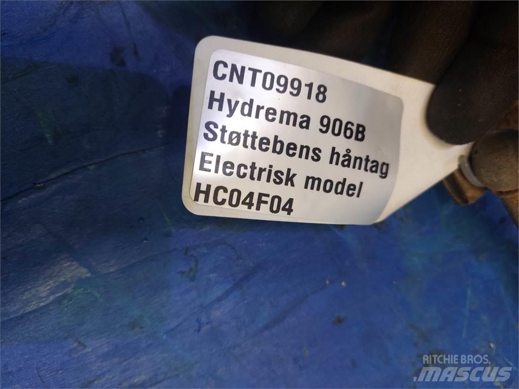 Hydrema 906B 驾驶室与内部