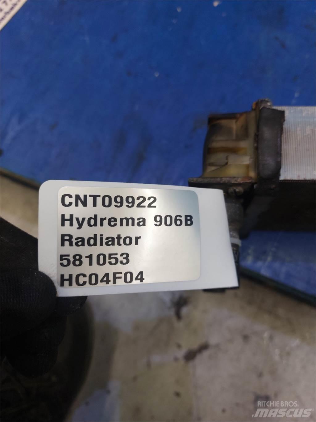 Hydrema 906B 散热器