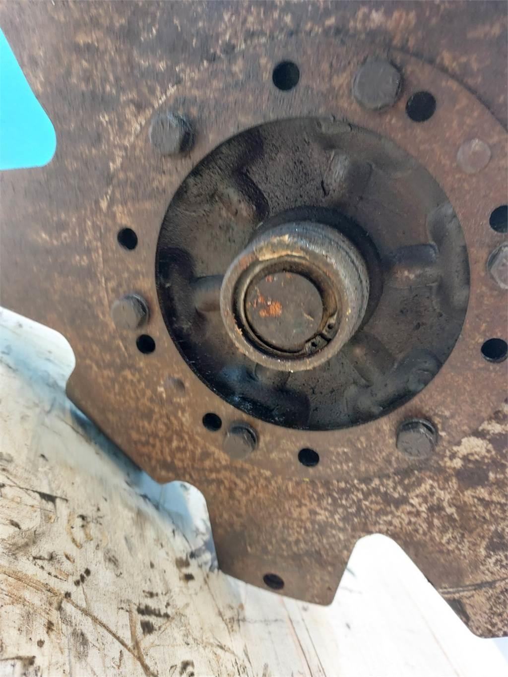 Hydrema 906B 传动装置