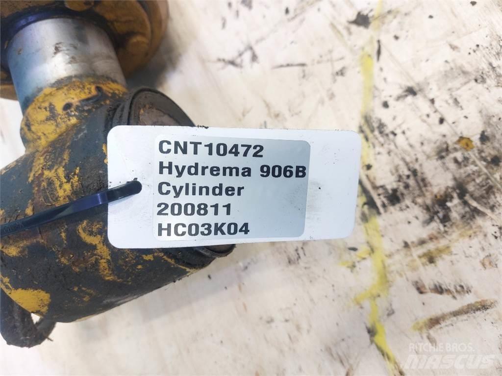 Hydrema 906B 吊杆和铲斗