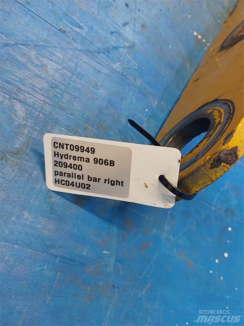 Hydrema 906B 吊杆和铲斗