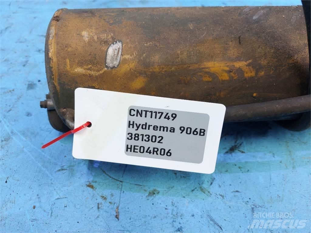 Hydrema 906B 散热器