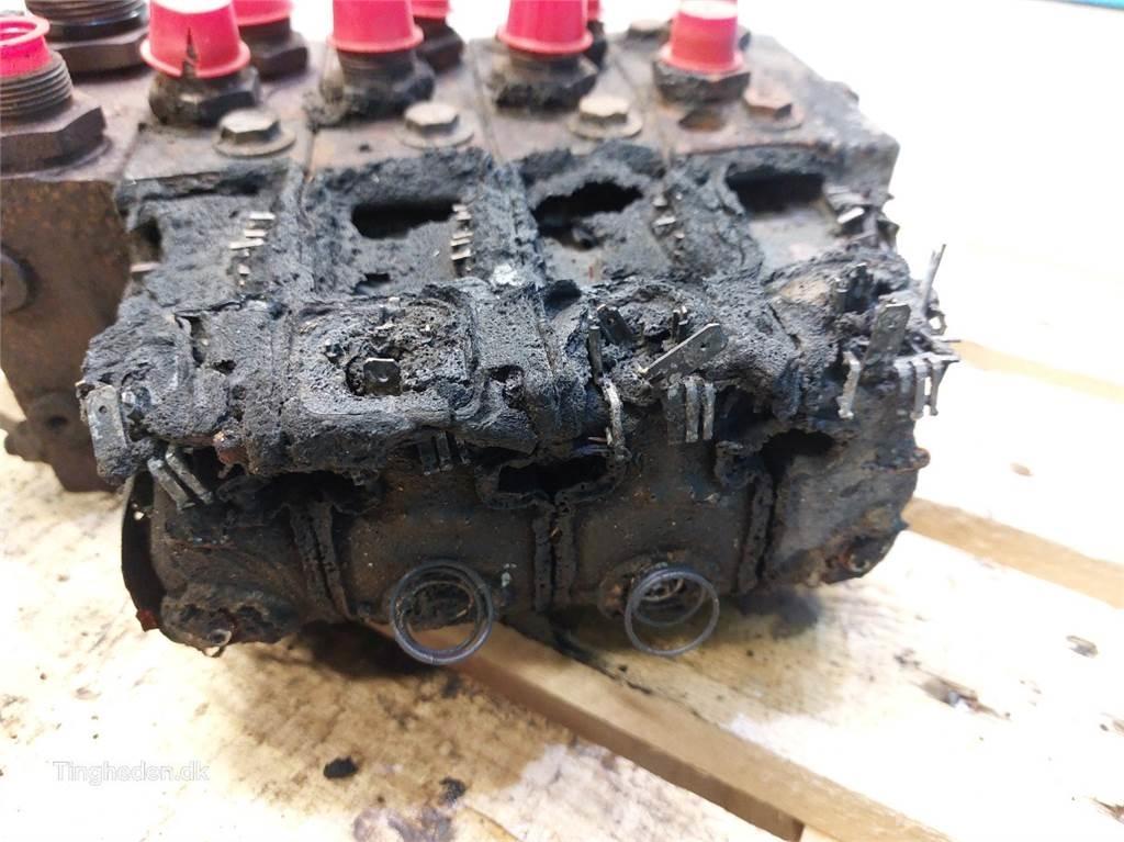 Hydrema 906B 液压