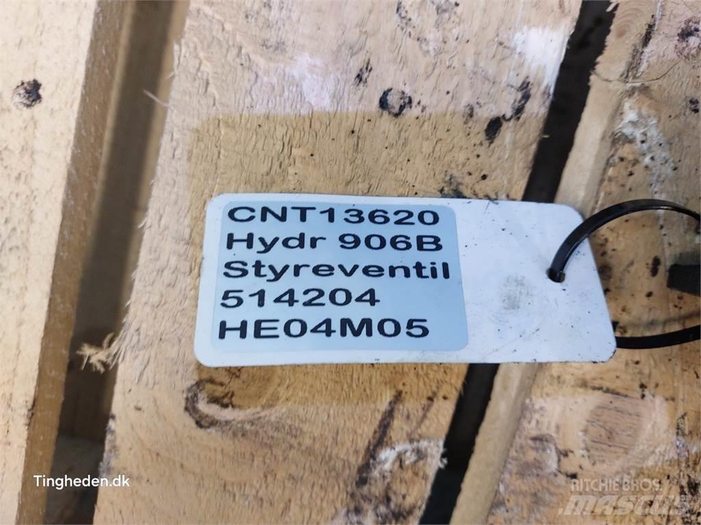Hydrema 906B 液压