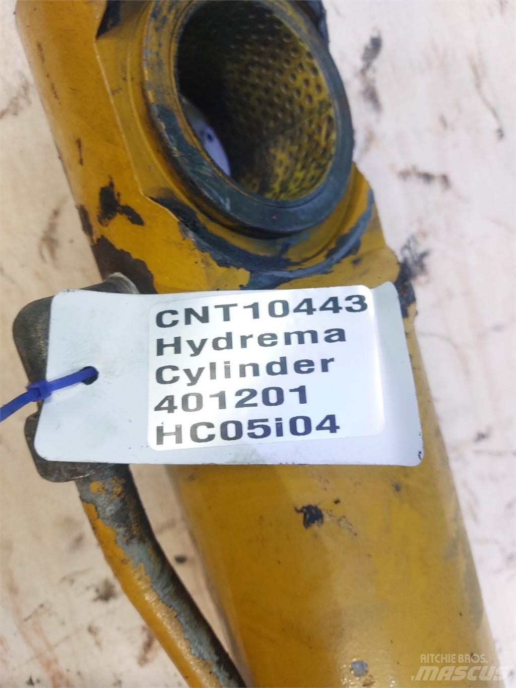 Hydrema 906C 吊杆和铲斗