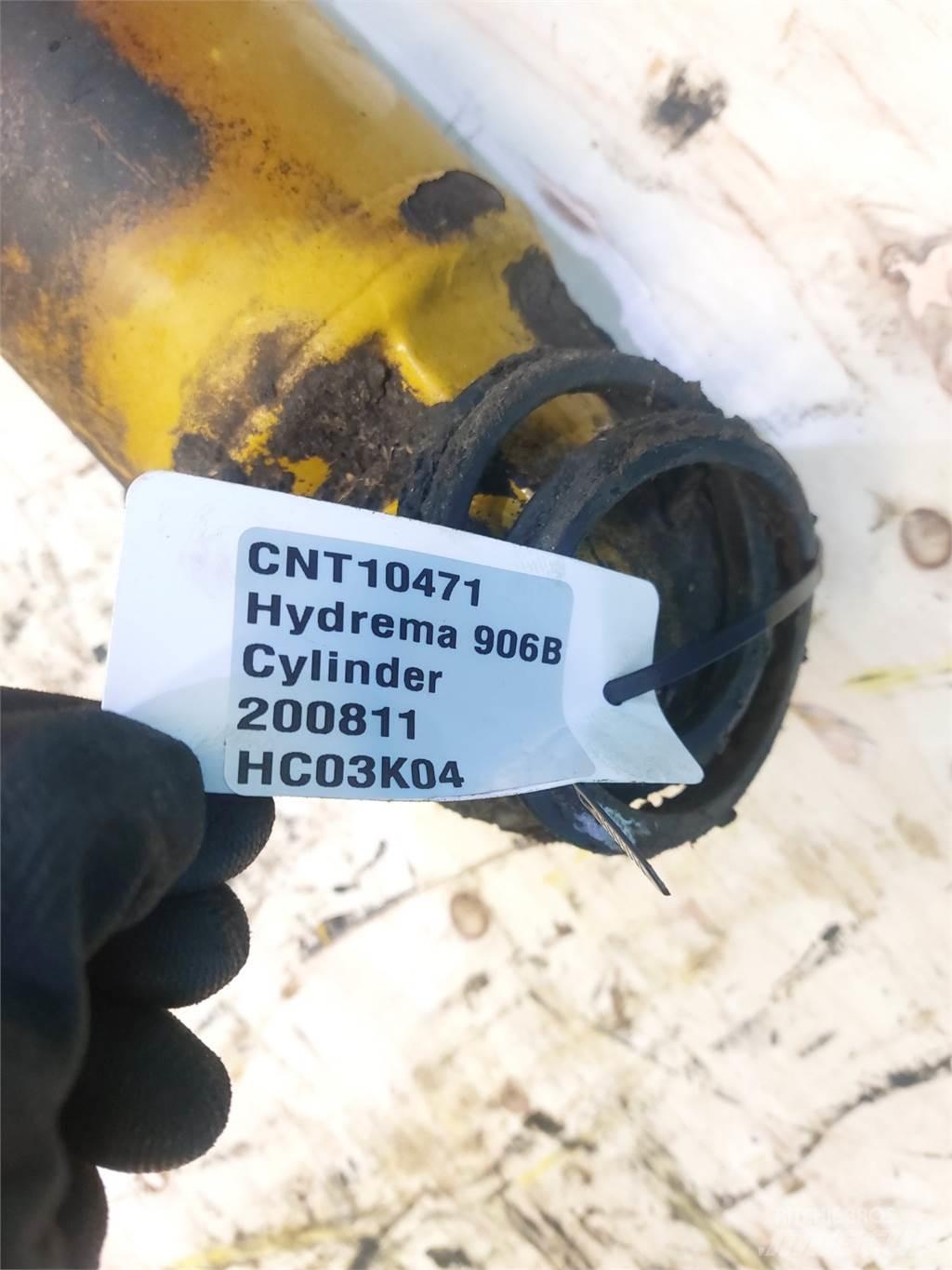 Hydrema 906C 吊杆和铲斗