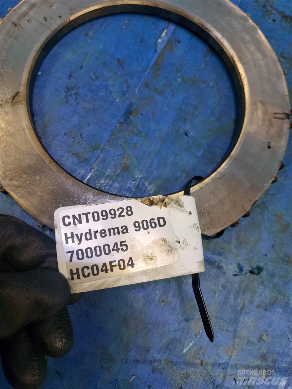 Hydrema 906D 传动装置