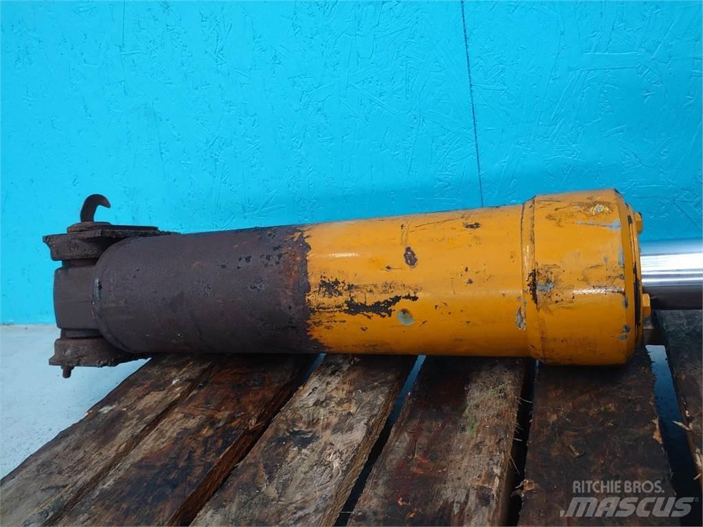 Hydrema 908B 液压