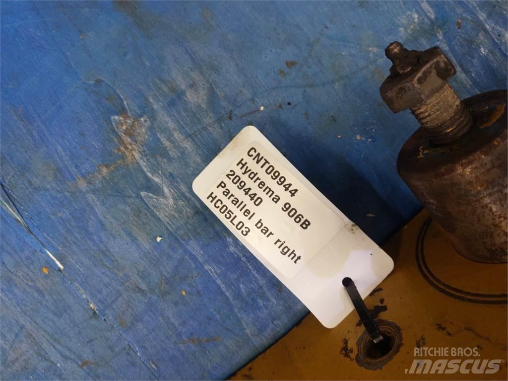 Hydrema 960B 吊杆和铲斗