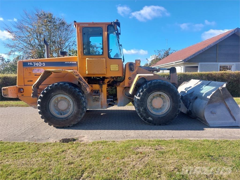 Hyundai HL740-3 轮式装载机