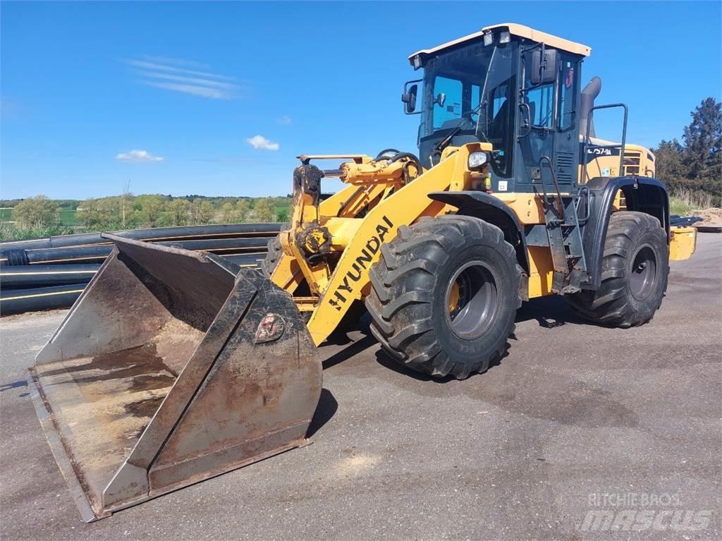 Hyundai HL757-9A 轮式装载机
