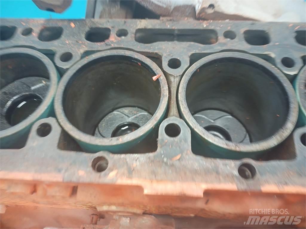 Iveco 8361 发动机