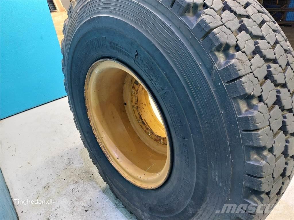 JCB 25 20.5R25 轮胎、车轮和轮圈