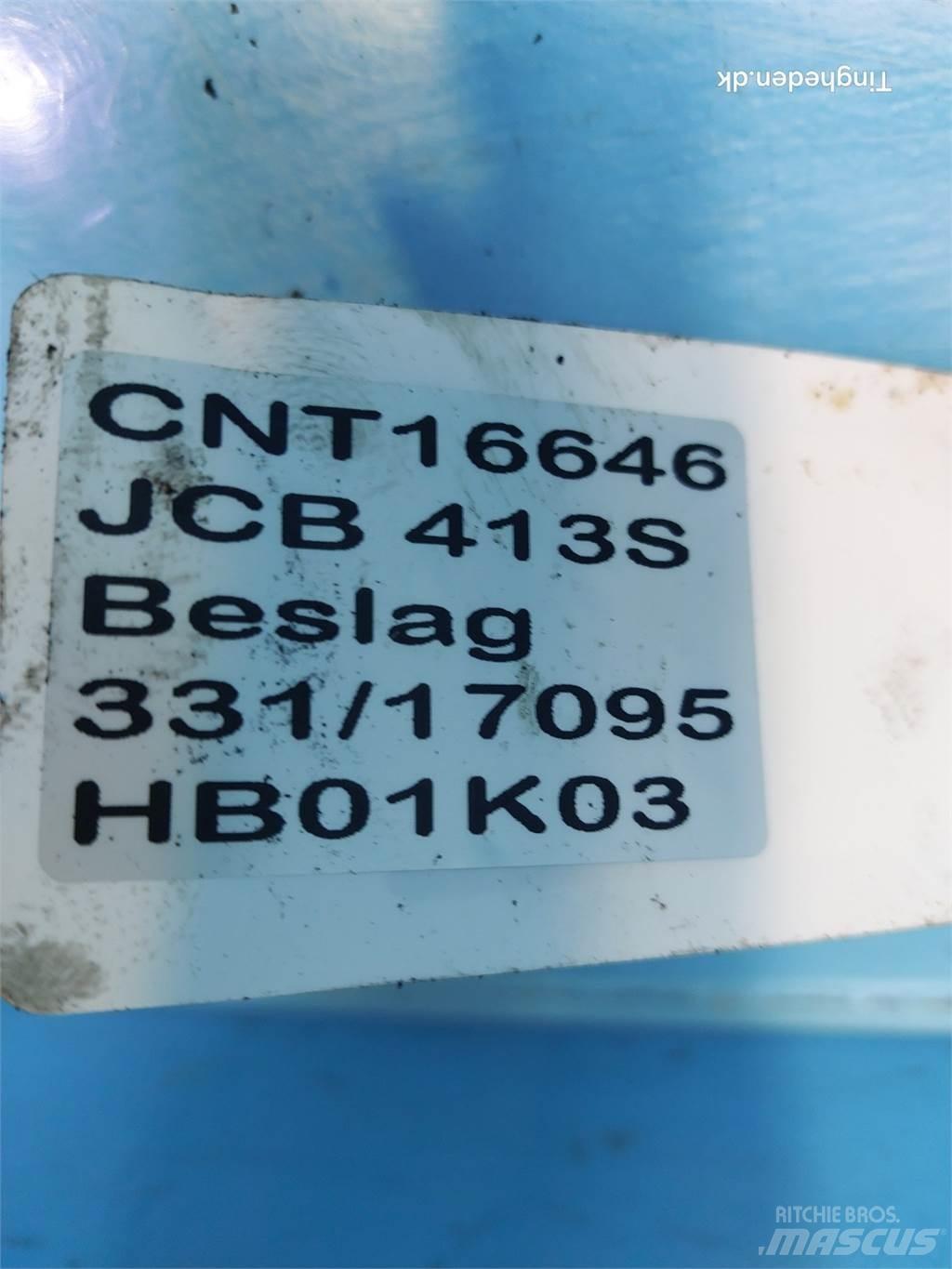 JCB 413S 吊杆和铲斗