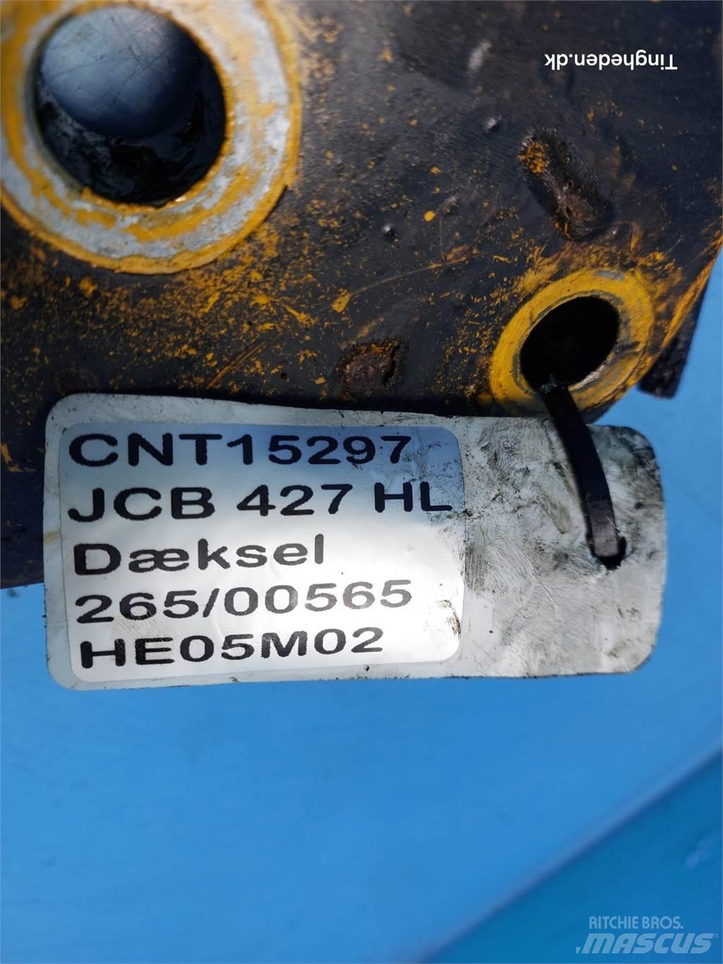 JCB 427 HL 吊杆和铲斗