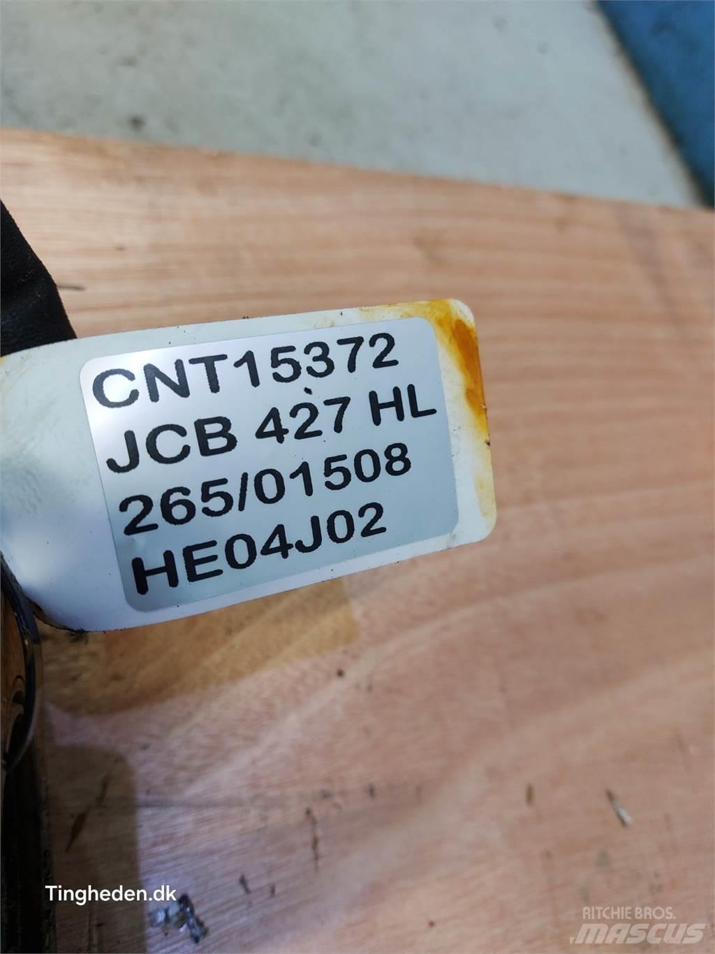 JCB 427 HL 吊杆和铲斗