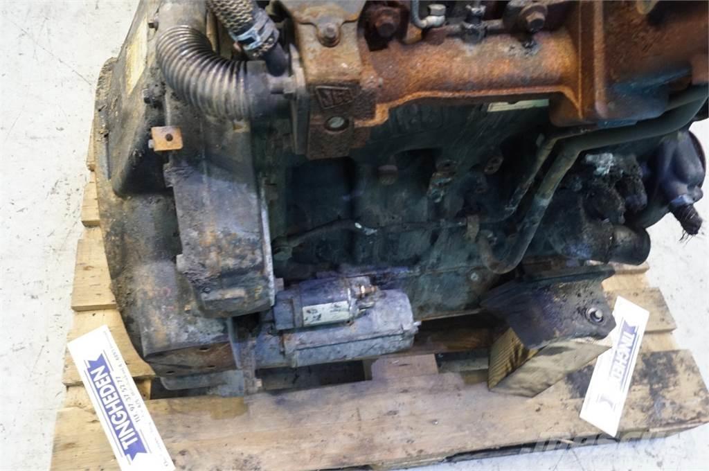 JCB 444 TA4 发动机