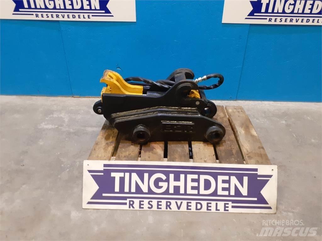 JCB 4CX 快速连接器