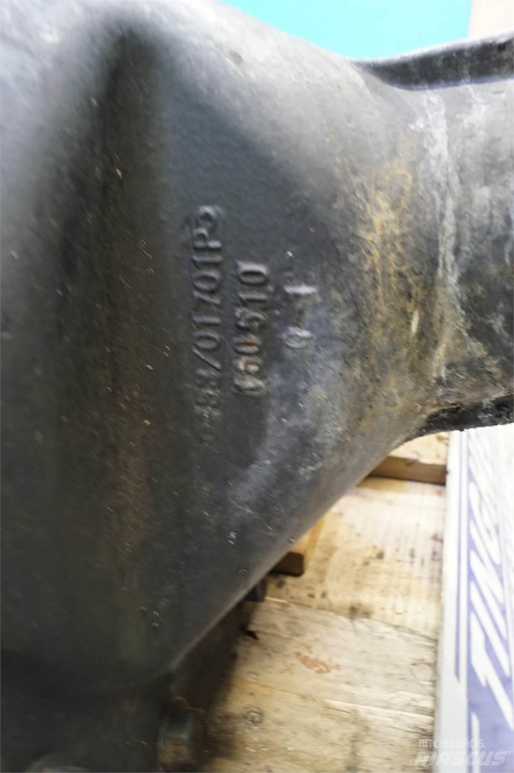 JCB 4CX 轴