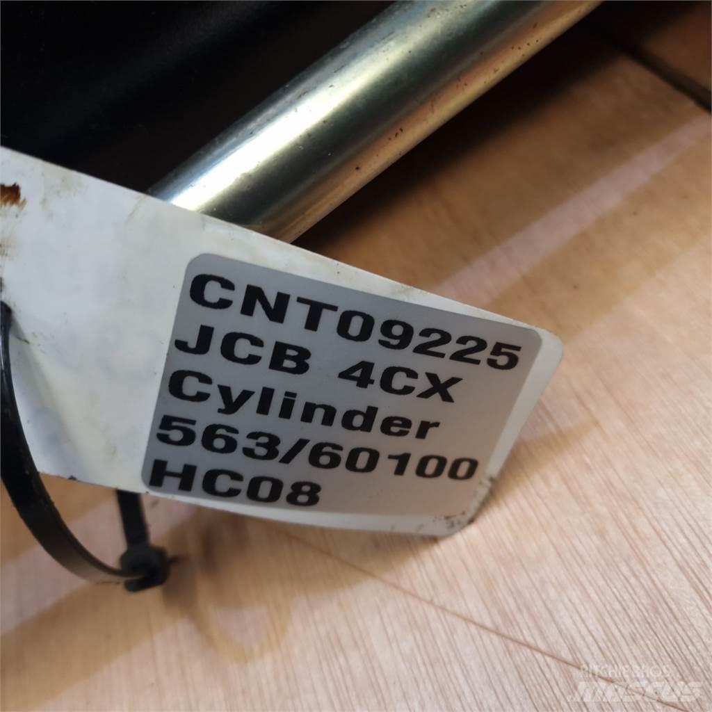 JCB 4CX 液压