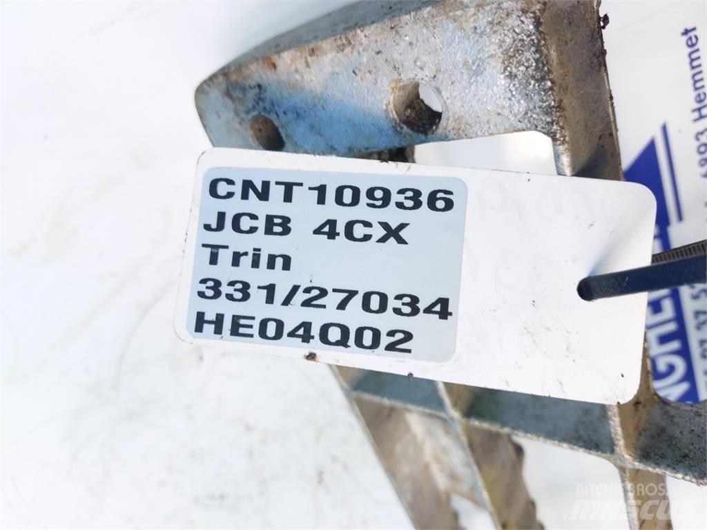 JCB 4CX 筛选机